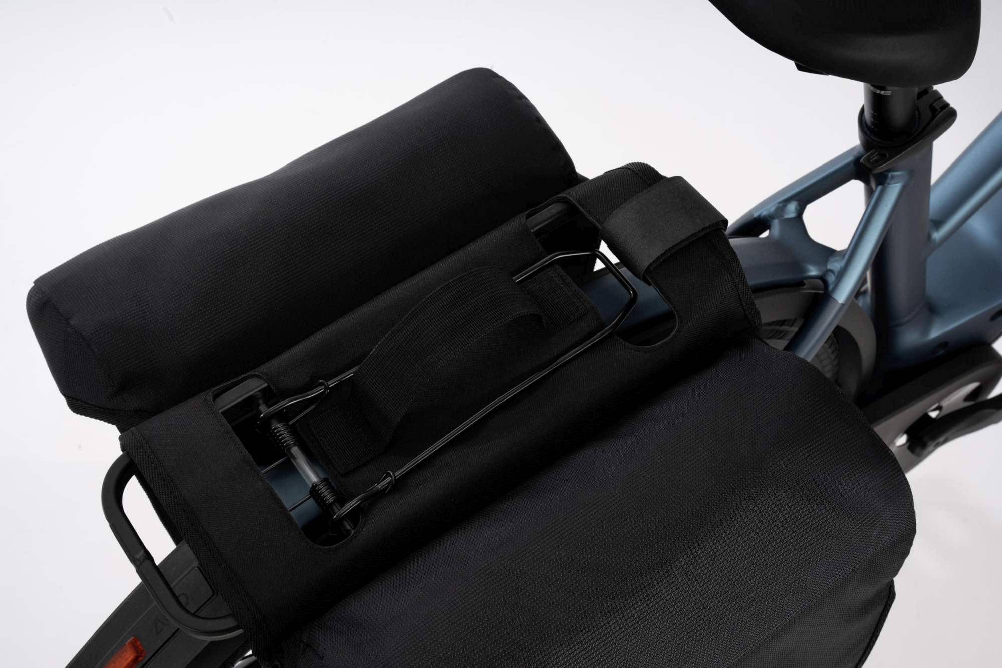 Acid Pannier Bag Cmpt 15 Double Black - Image 3