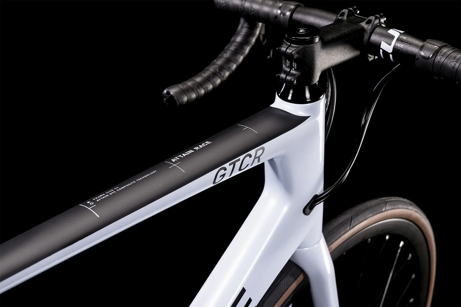 CUBE Attain Gtc Race Frostwhite/Carbon 2022 - Image 2