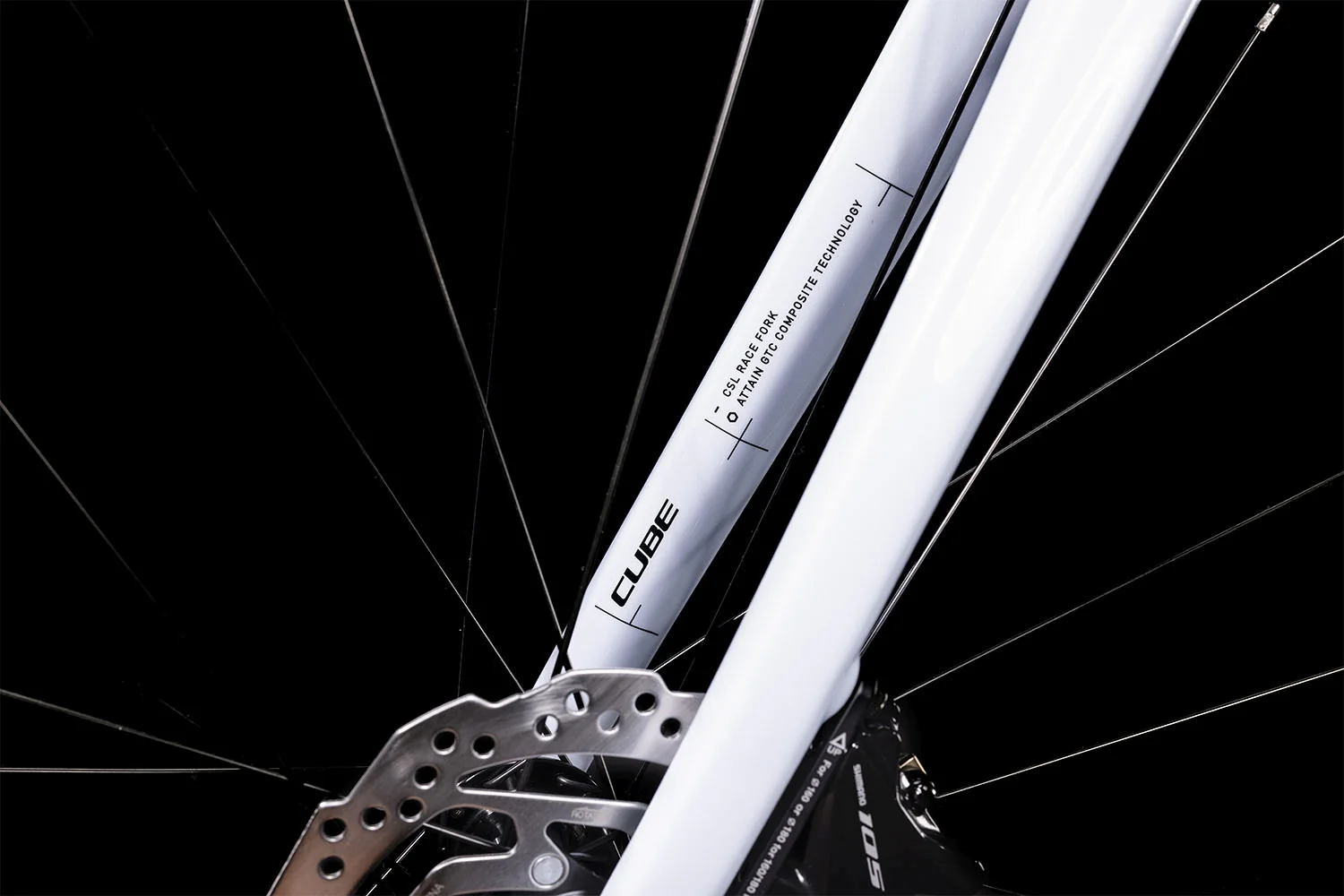 CUBE Attain Gtc Race Frostwhite/Carbon 2022 - Image 4