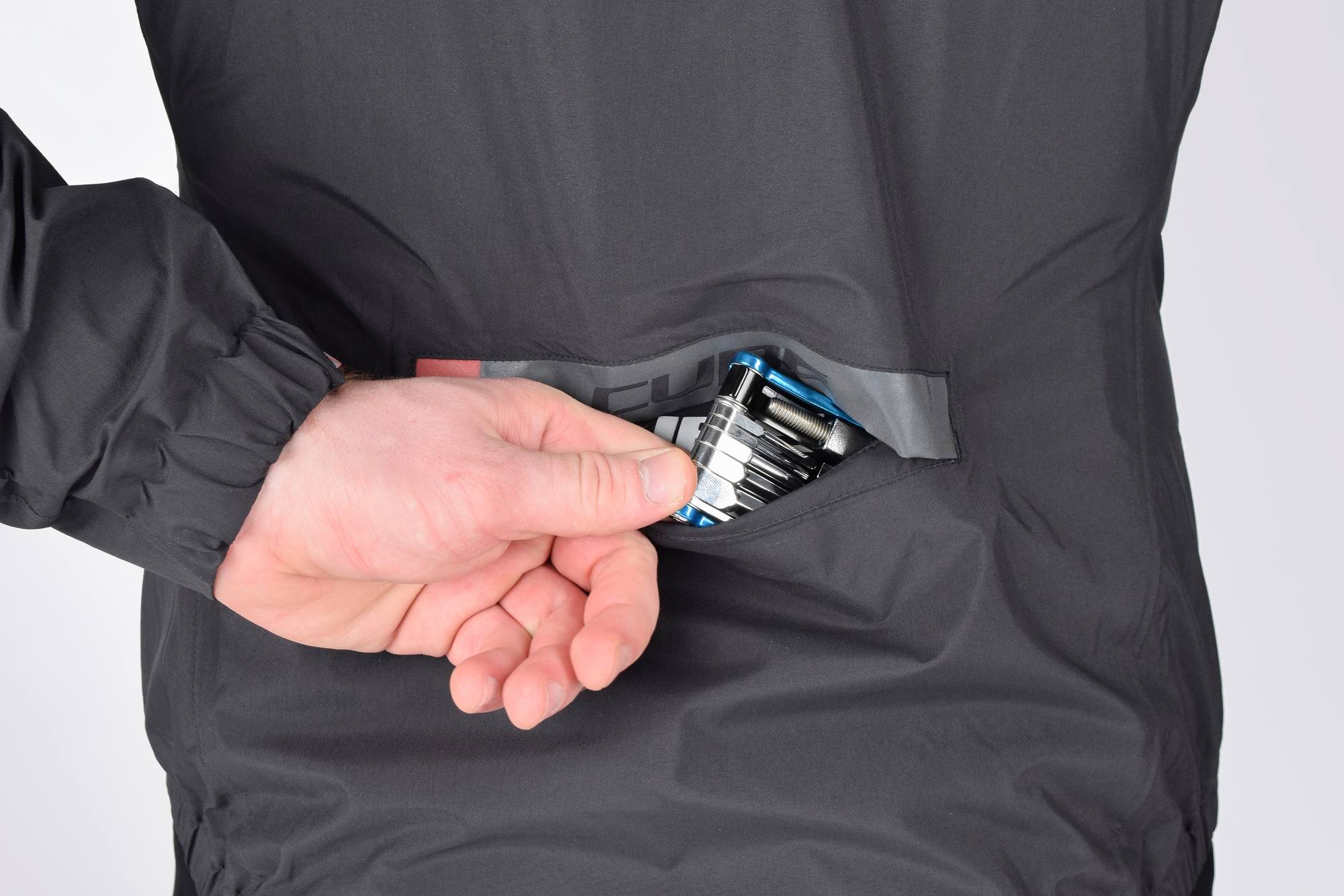 CUBE Blackline Rain Jacket - Image 10