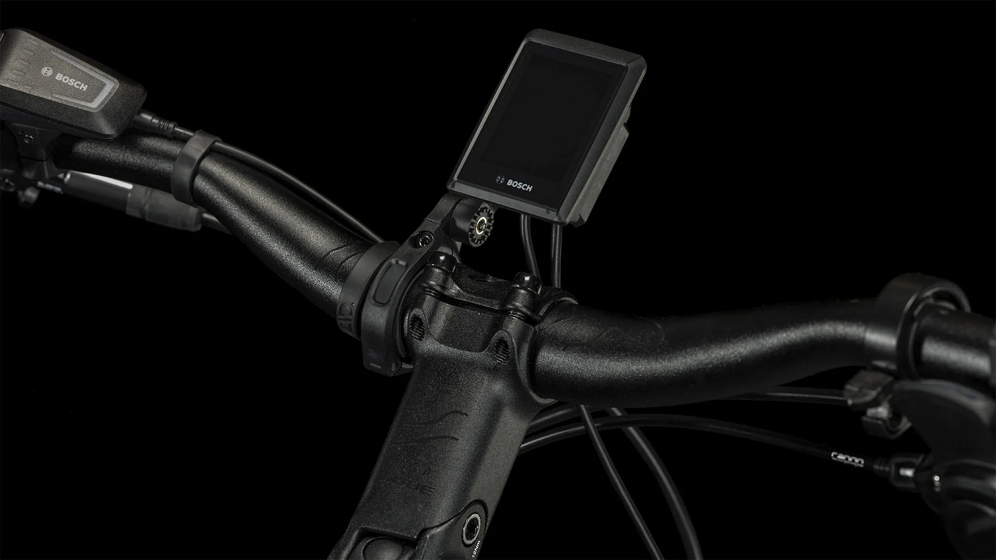 CUBE KATHMANDU HYBRID SLT 750 BLACK/METAL - Image 9