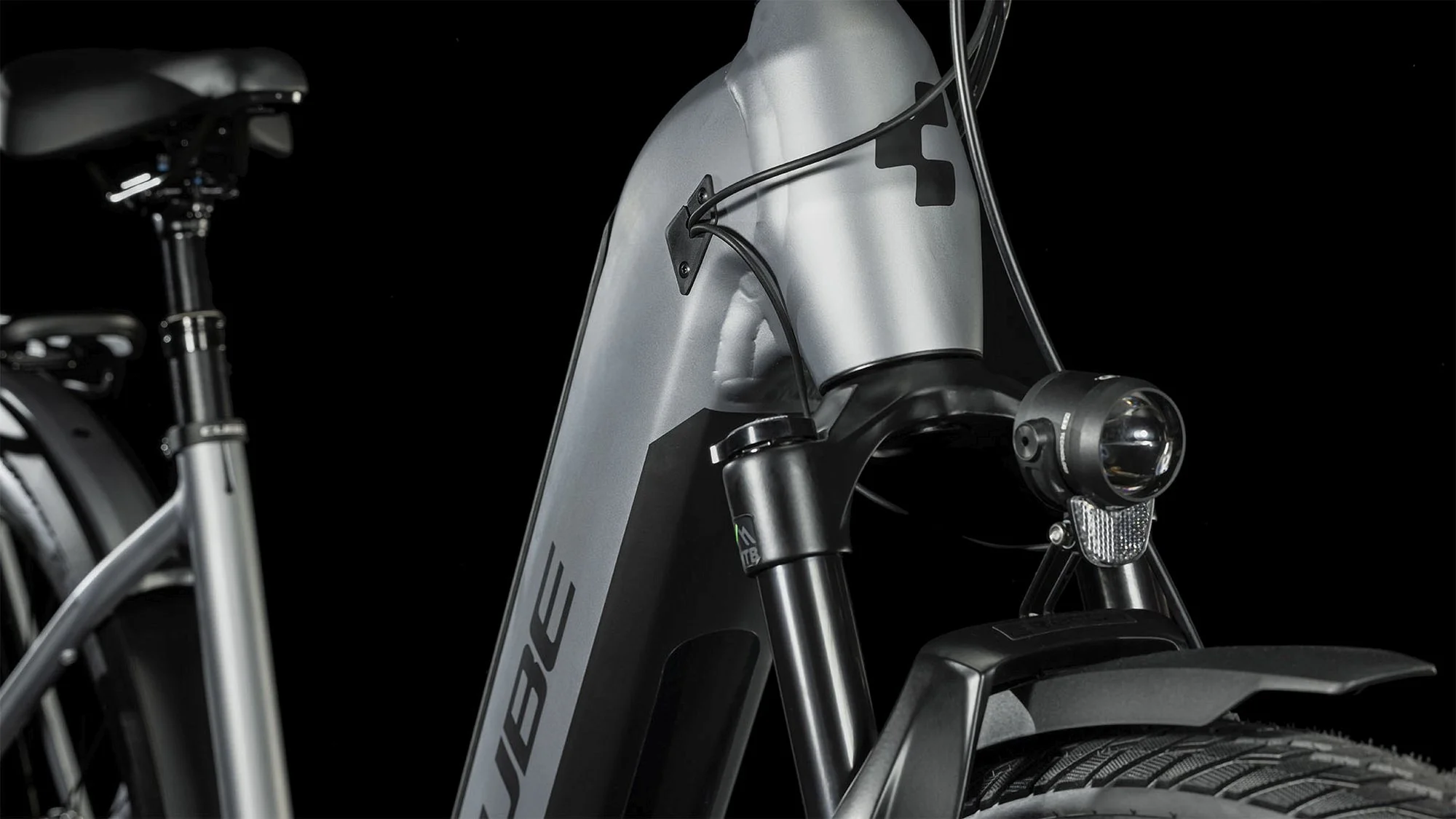 CUBE KATHMANDU HYBRID SLX 750 POLARSILVER/BLACK - Image 17