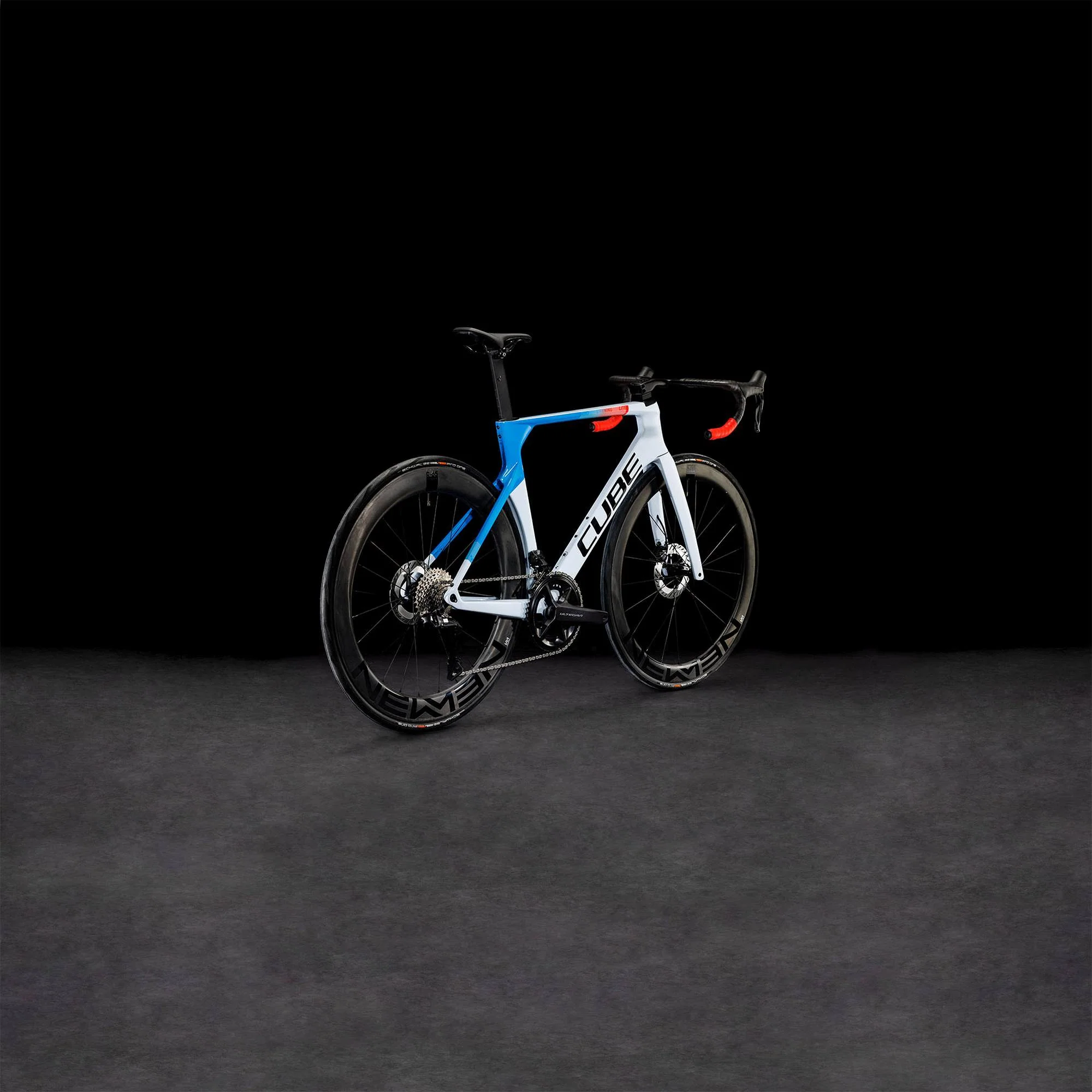 CUBE LITENING AERO C:68X RACE TEAMLINE - Image 8