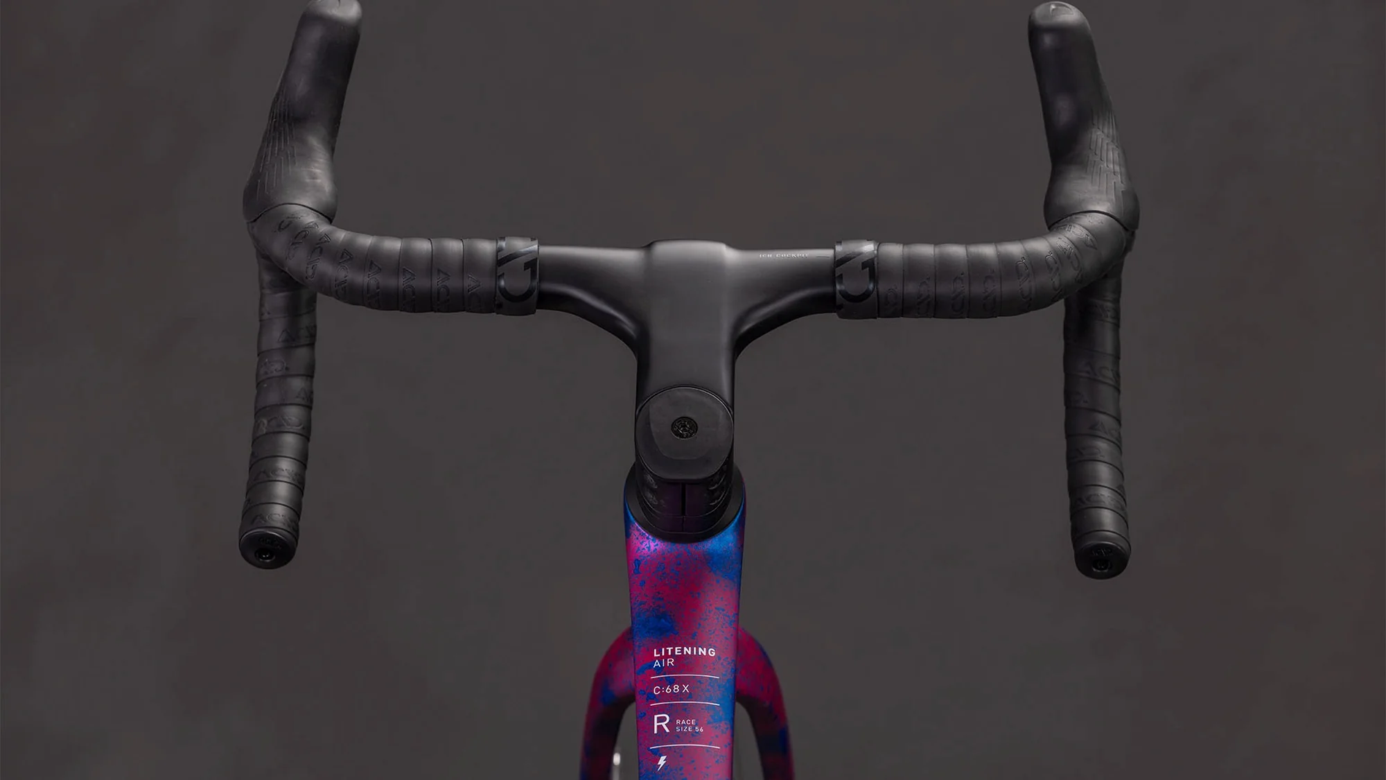CUBE LITENING AIR C:68X RACE DAZZLEPINK/BLUE - Image 4