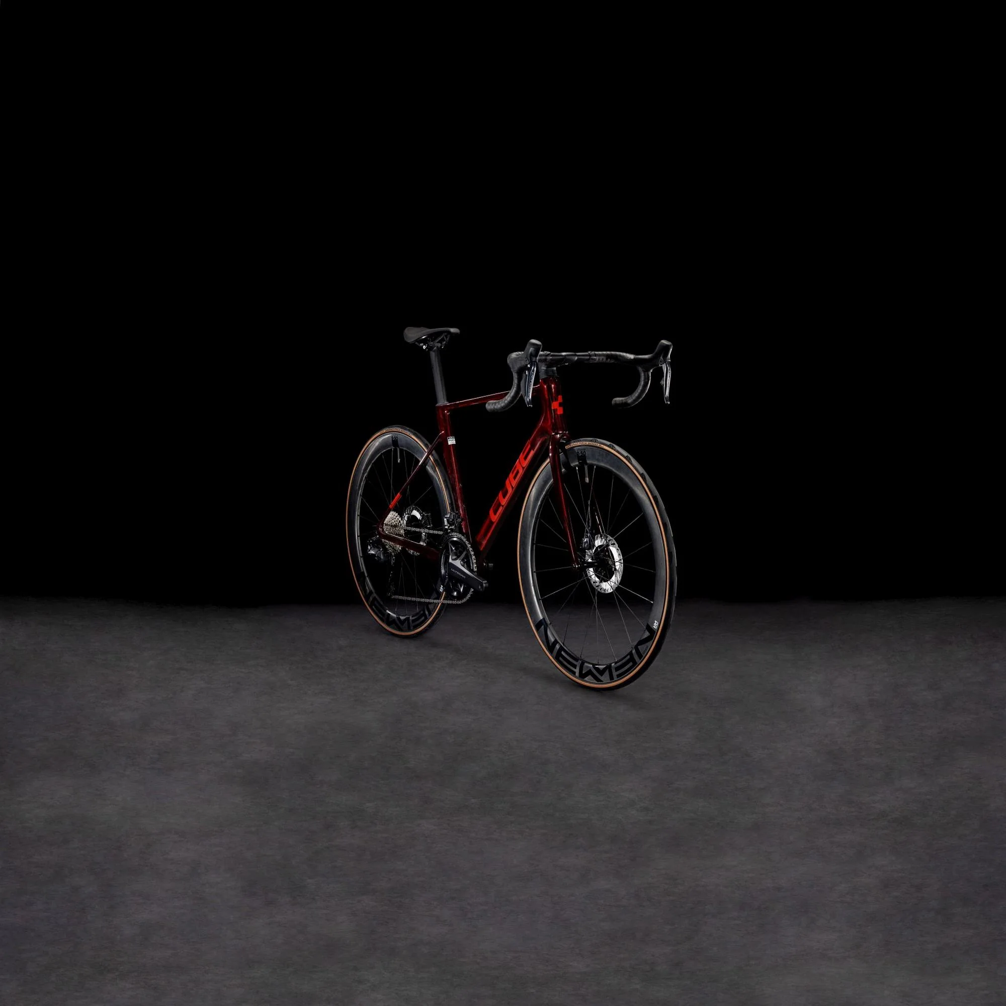 CUBE LITENING AIR C:68X RACE LIQUIDRED/CARBON - Image 4