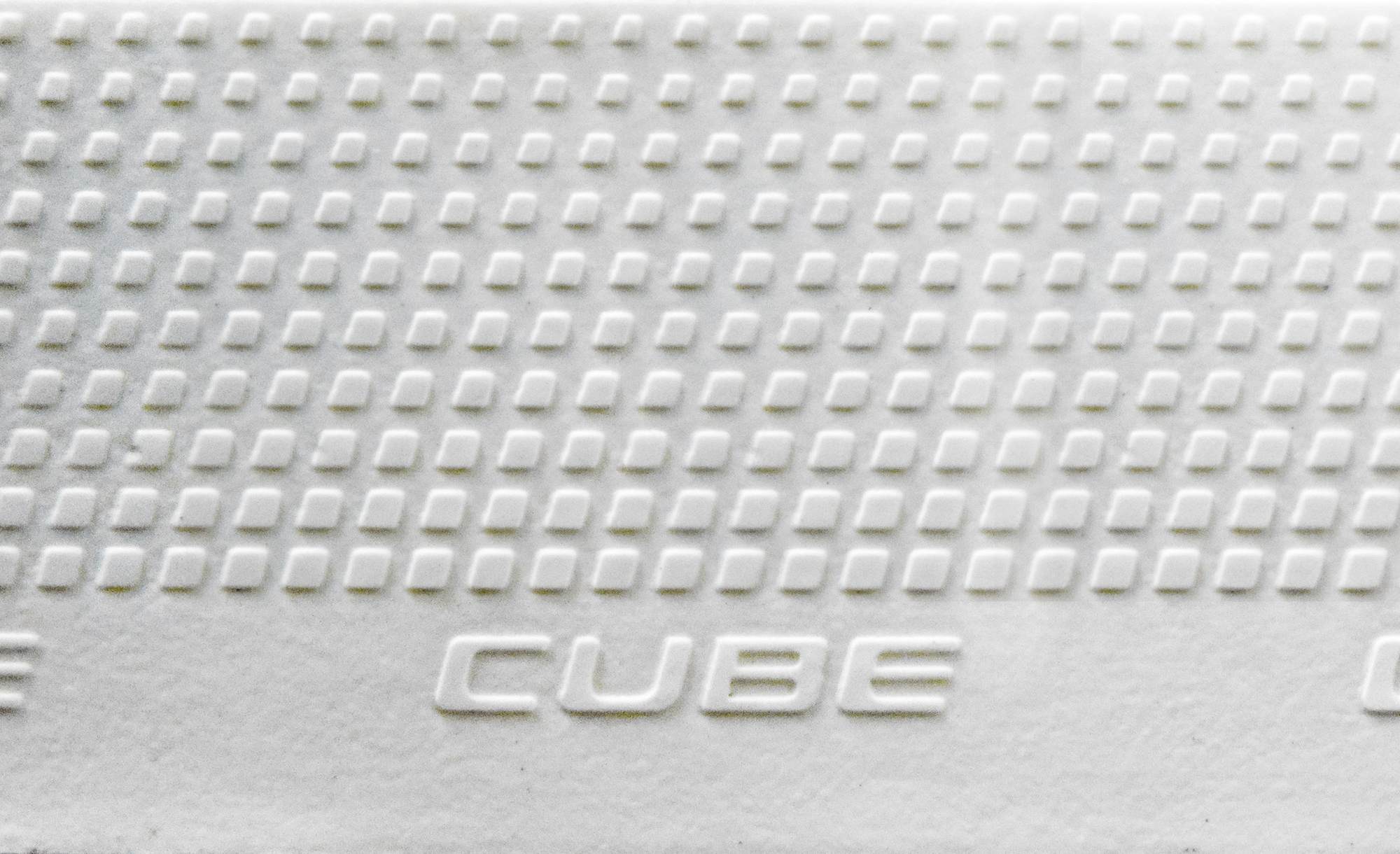 CUBE Natural Fit Bar Tape Grip White - Image 2