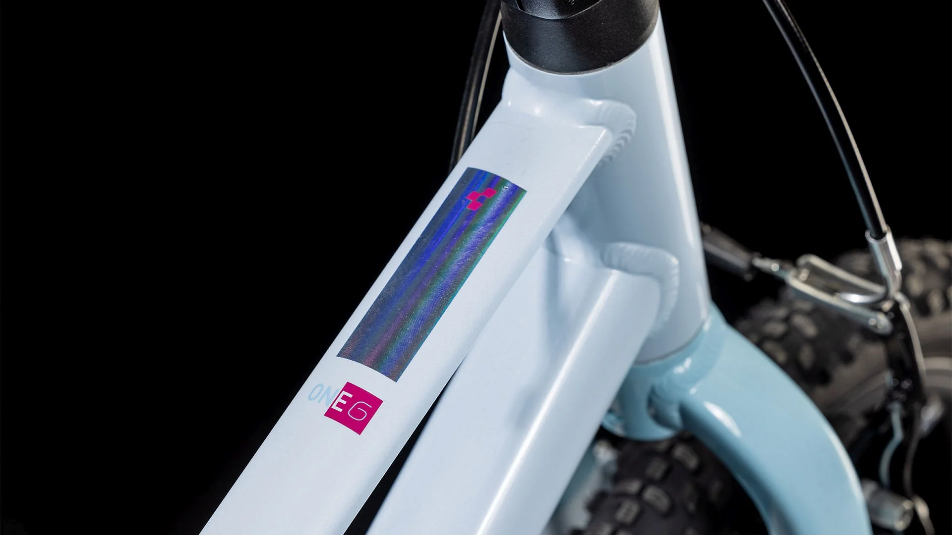 CUBE NUMOVE 160 FLASHWHITE/PINK - Image 2