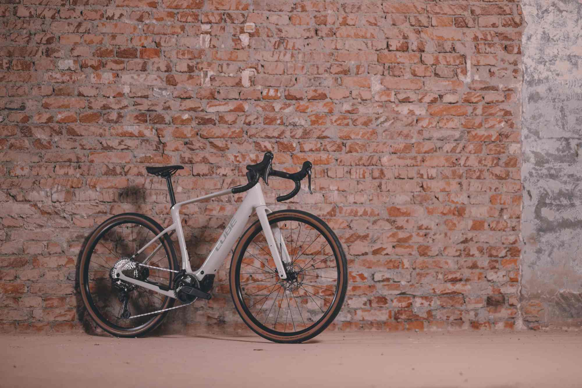 CUBE NUROAD HYBRID C:62 RACE 400X 29 DESERTSTONE/GREEN - Image 9