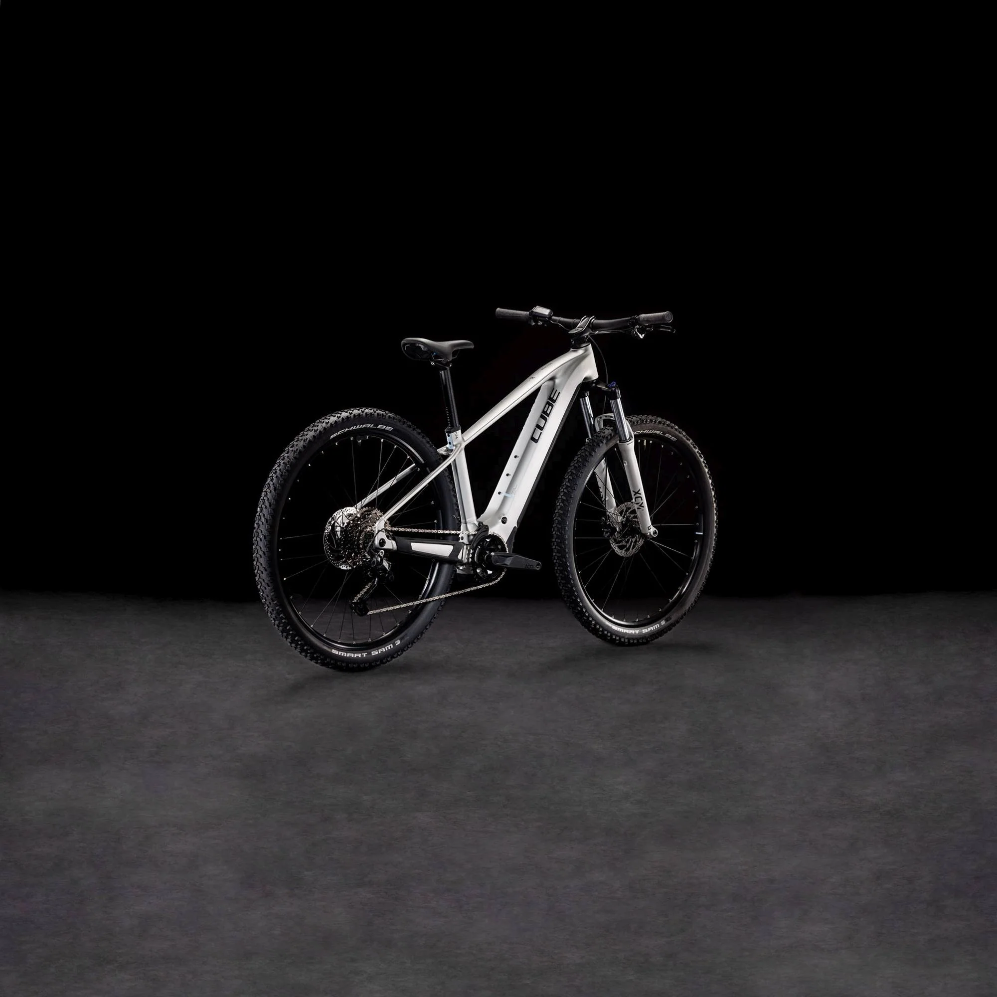 CUBE REACTION HYBRID ONE 800 SILVER/BLACK - Image 7