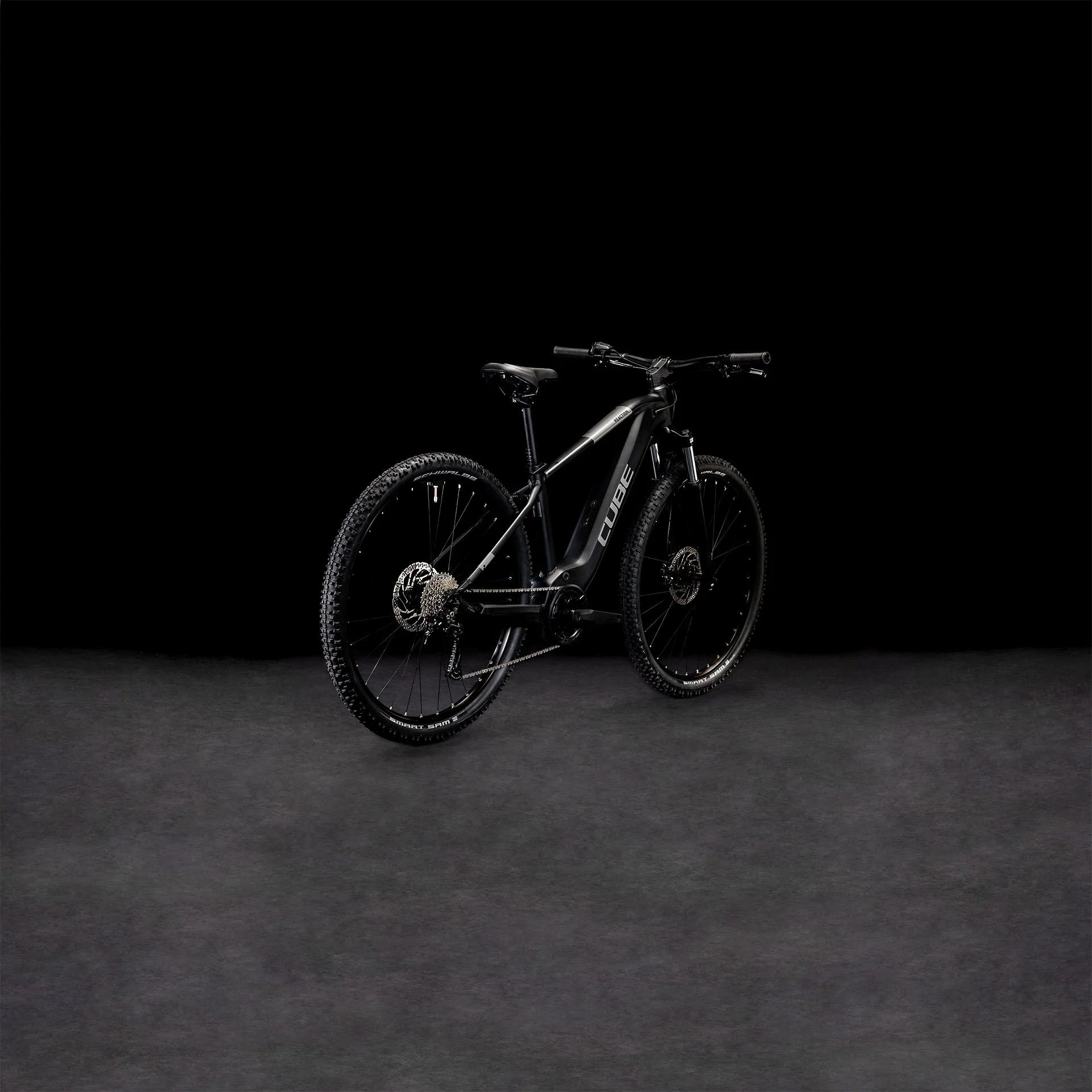 CUBE REACTION HYBRID PERF 625 BLACK/GREY - Image 7