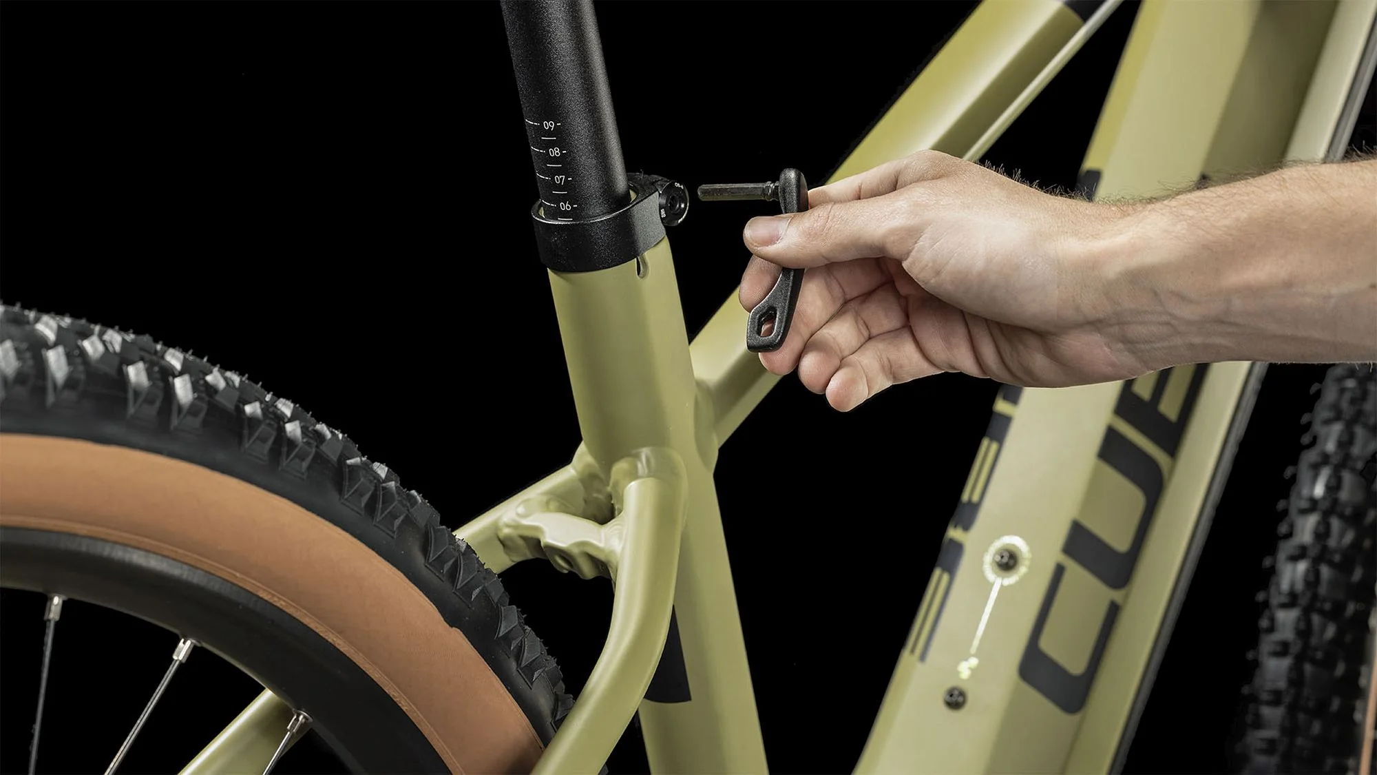 CUBE REACTION HYBRID RACE 750 OLIVE/GREEN - Image 2