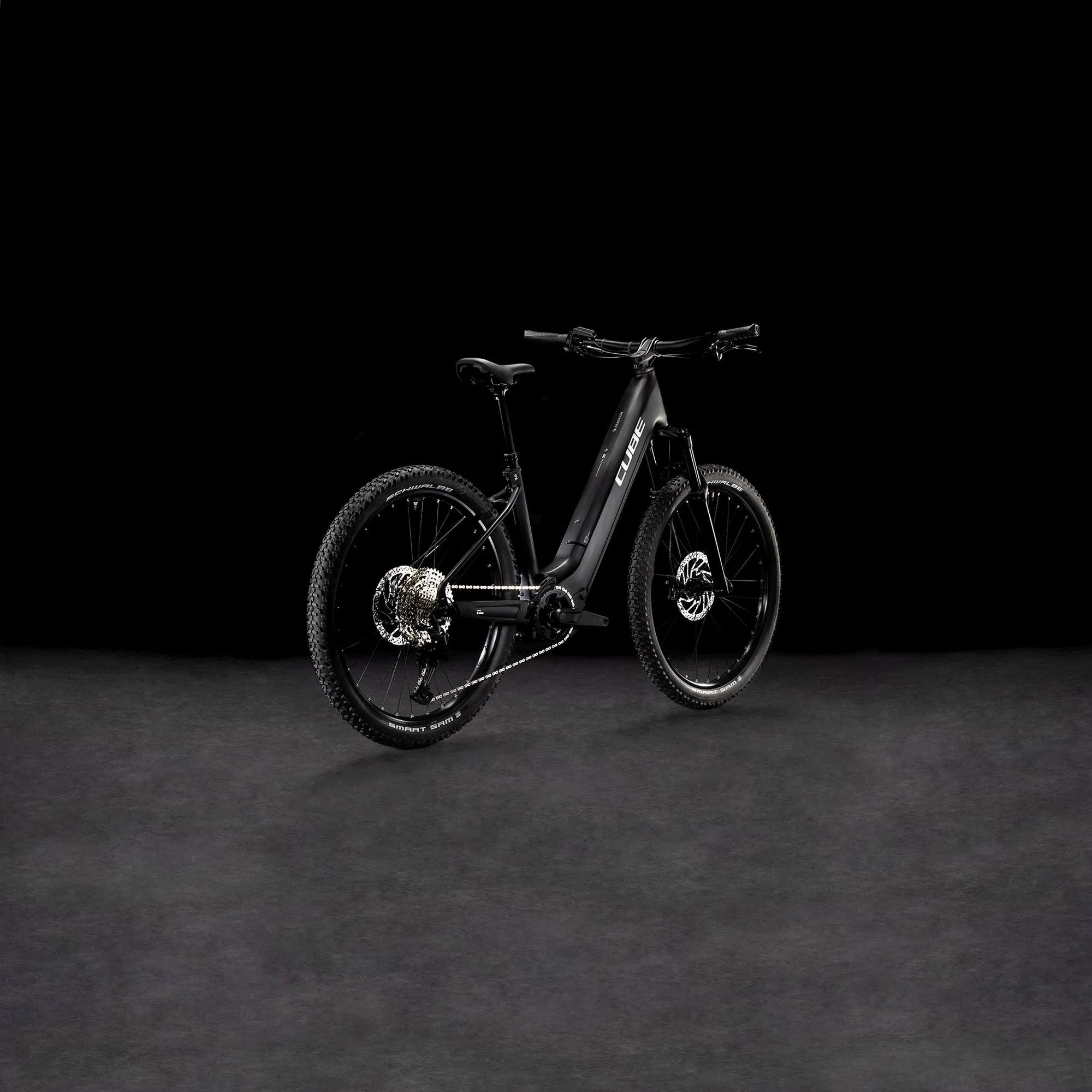 CUBE REACTION HYBRID RACE 800 BLACK/METAL - Image 14
