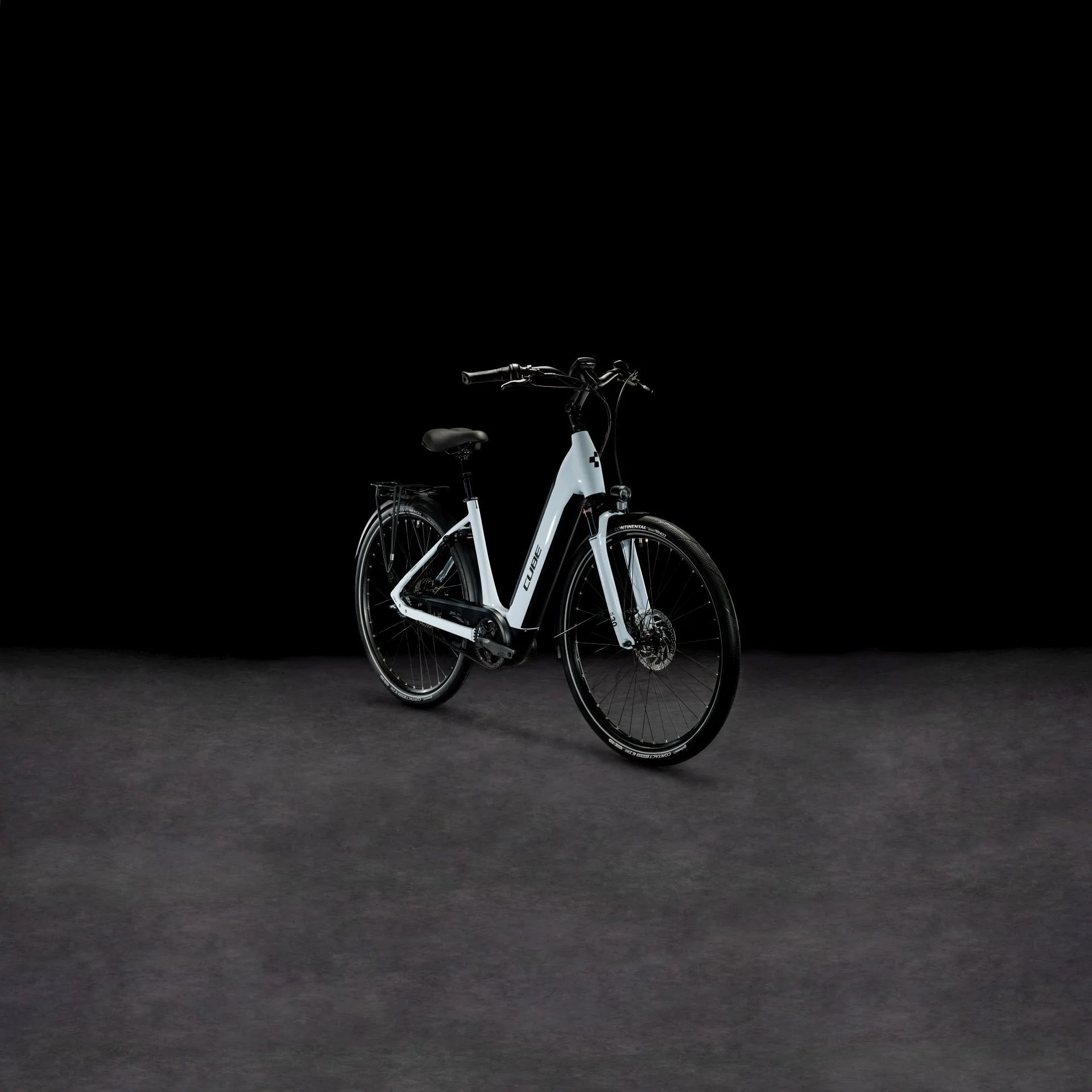 CUBE SUPREME HYBRID EXC 625 FLASHWITE/BLACK - Image 15