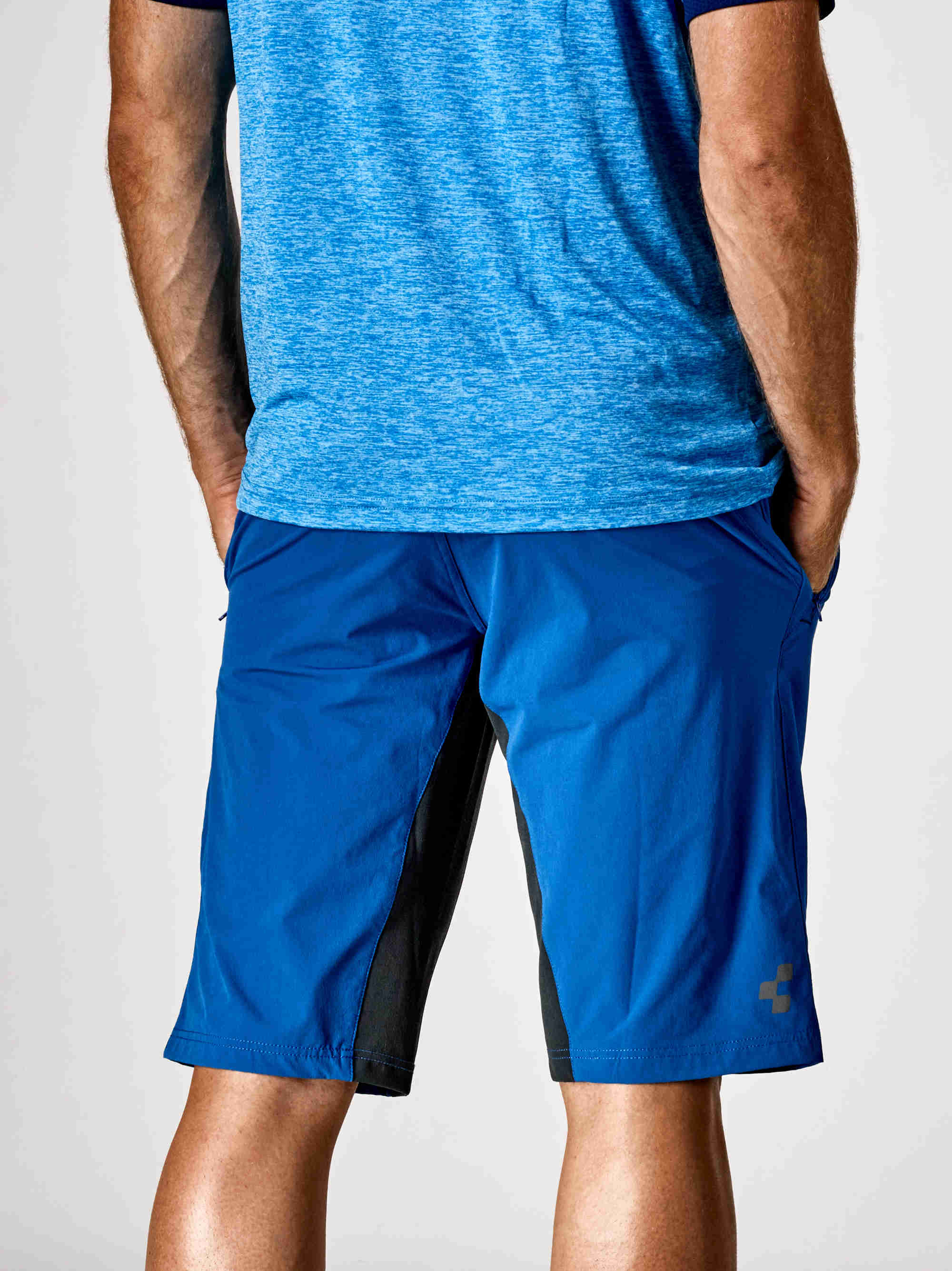 CUBE Tour Shorts Free Blue - Image 2