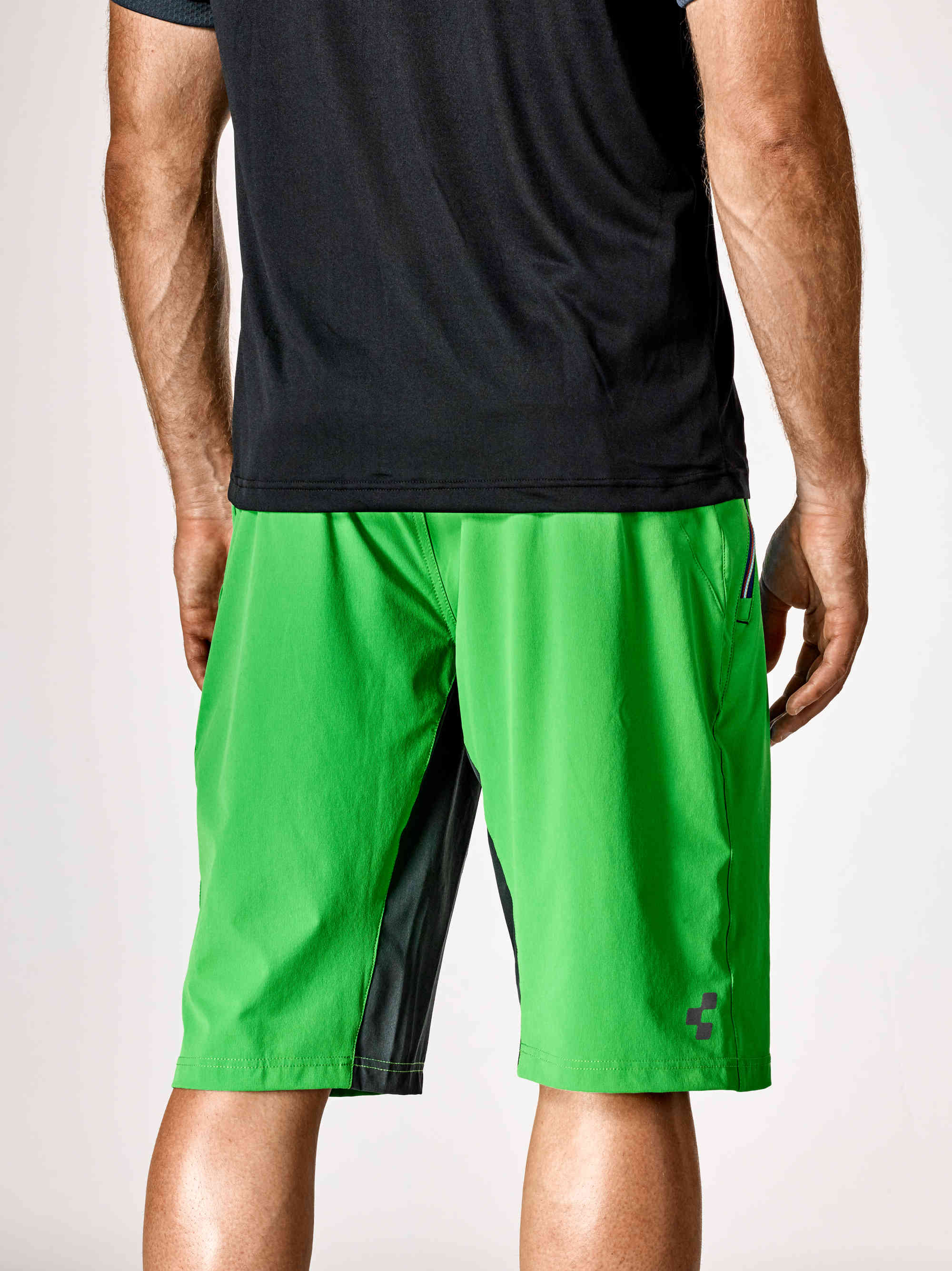 CUBE Tour Shorts Free Green - Image 4