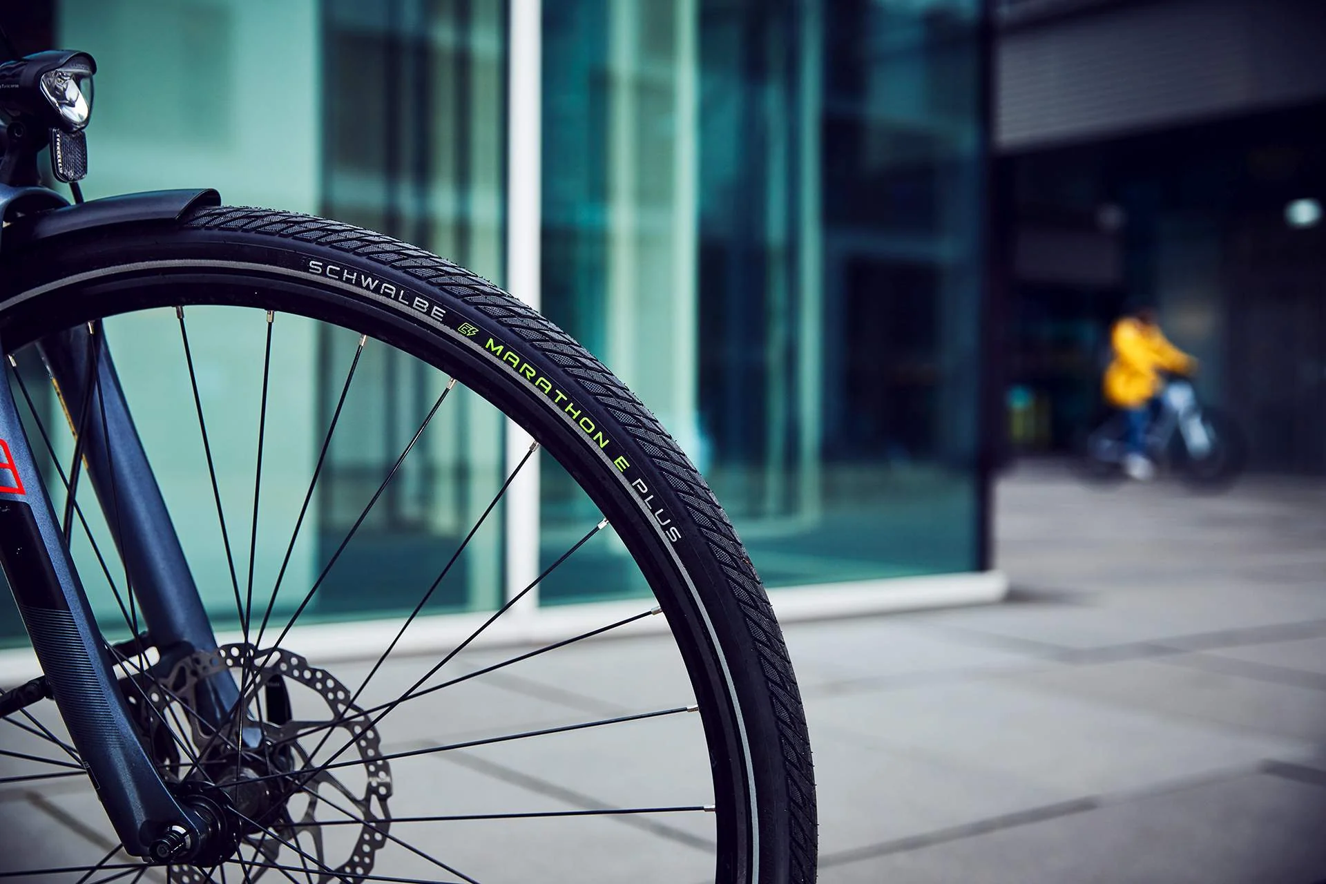 Schwalbe Marathon E-Plus Perf Smart Dualg. 28X2.15 - Image 3